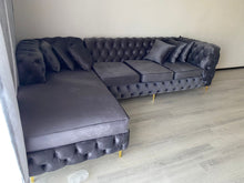 Load image into Gallery viewer, Full Buttoned L shaped Chesterfield