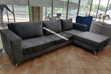 Load image into Gallery viewer, Carlos Couch