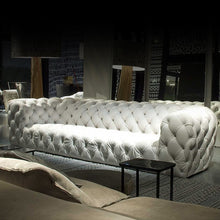 Load image into Gallery viewer, Full buttoned chesterfield