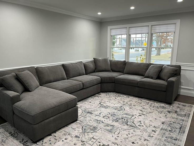 Velvet Grande u shape R10500