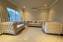 Load image into Gallery viewer, Full buttoned Chesterfield set
